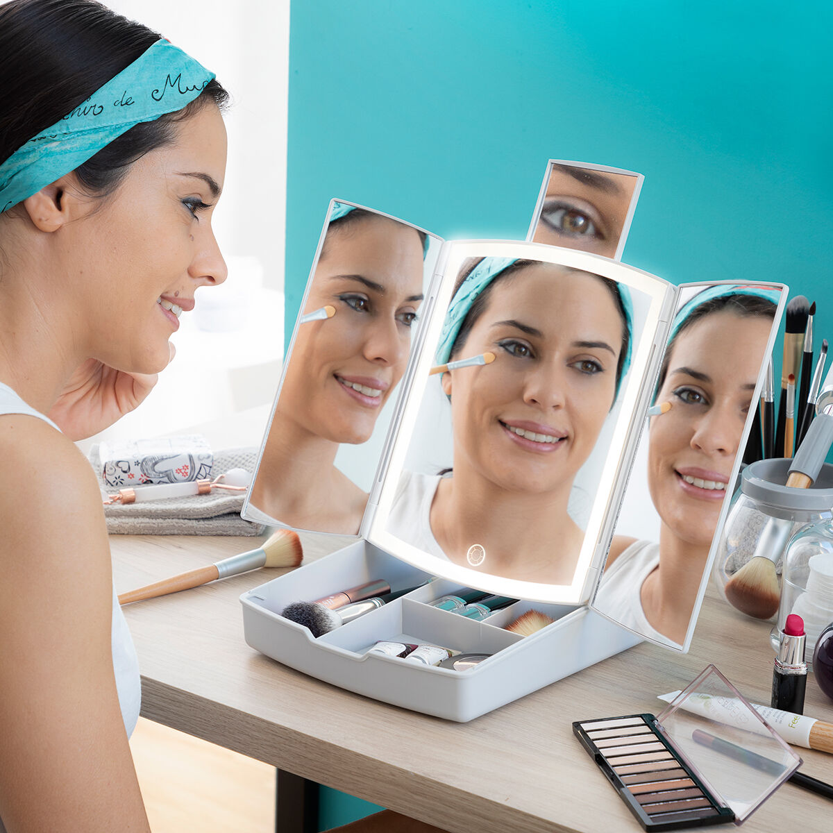 3-i-1 sammenklappeligt LED-spejl med makeup-organiser Panomir InnovaGoods